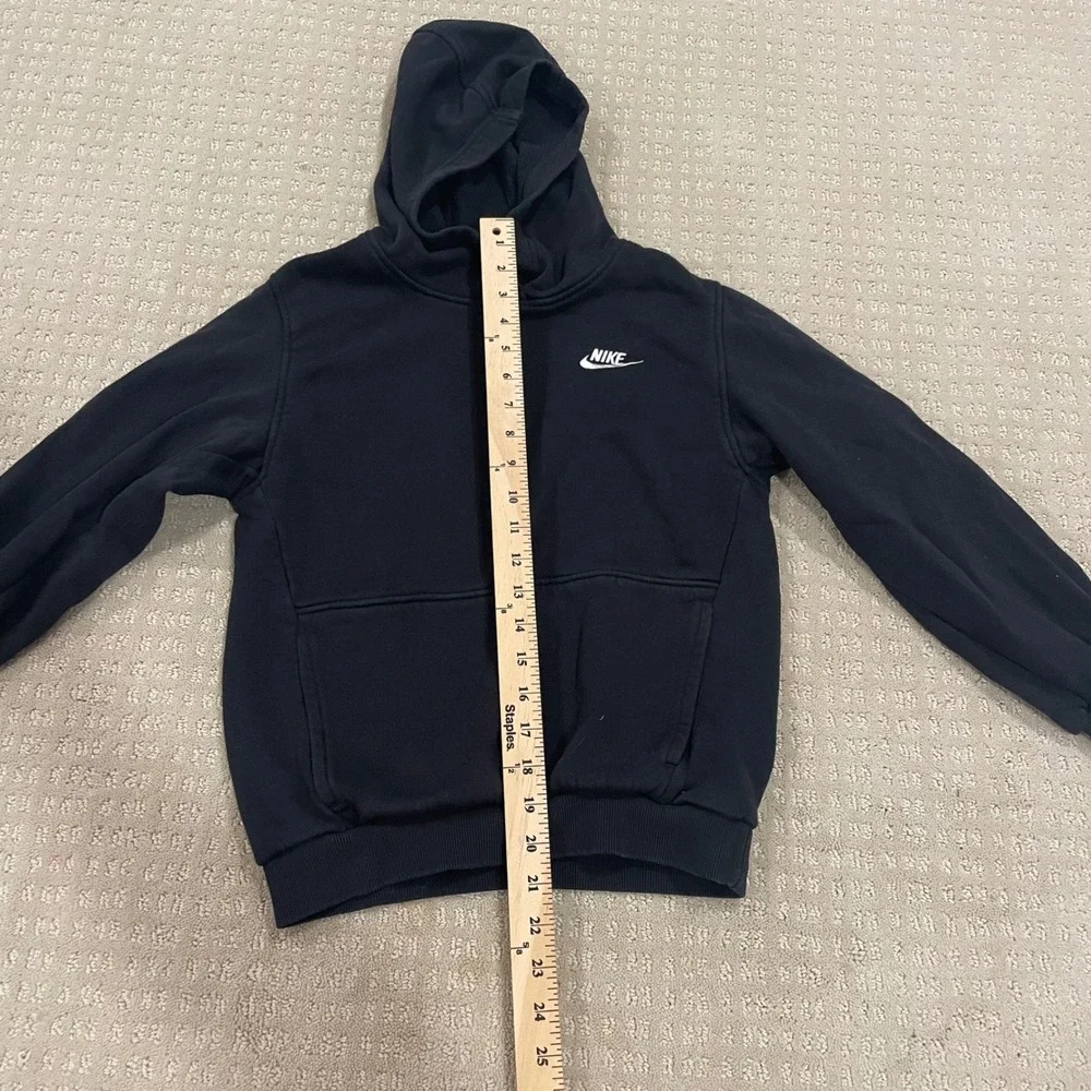 Nike Kids Sportswear Club Fleece Pullover Hoodie Black Large G660